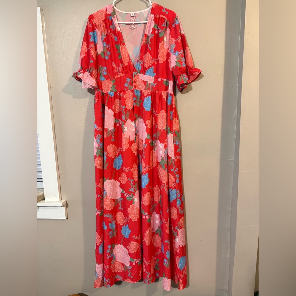 NWOT Maxi Dress